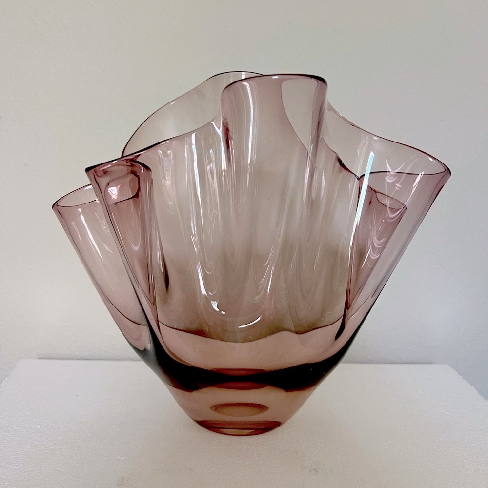 Hand Blown Glass Artist Signed Stedelman Amethyst Art Glass Handkerchief Vase.